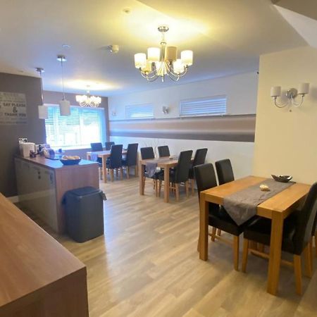 Deepcut Lodge Bed&Breakfast Camberley Exterior foto