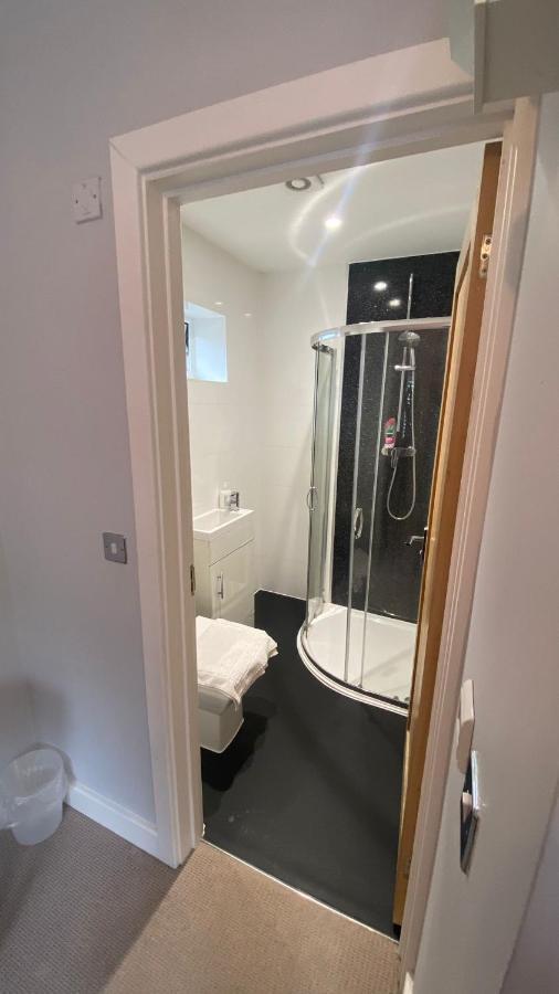 Deepcut Lodge Bed&Breakfast Camberley Exterior foto