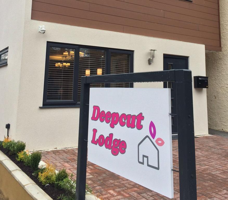 Deepcut Lodge Bed&Breakfast Camberley Exterior foto